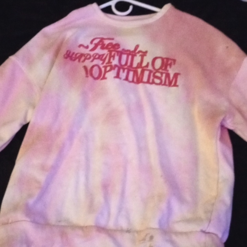 free and full of optimism pink shirt medium size 6